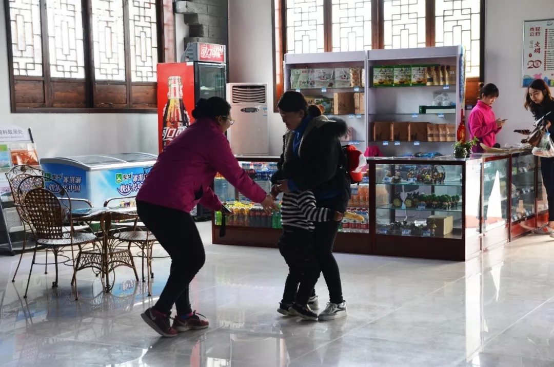 1599277827432402.jpg 640.webp (5).jpg